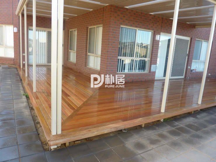 木地板施工完成